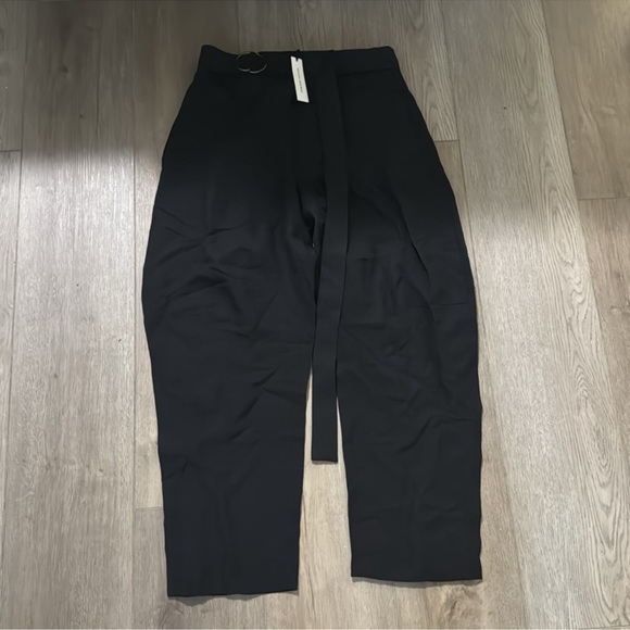 NWT! Banana Republic Black High-Rise Barrel Tencel-Linen Pant - Multiple Sizes 🤎 - Picture 6 of 7
